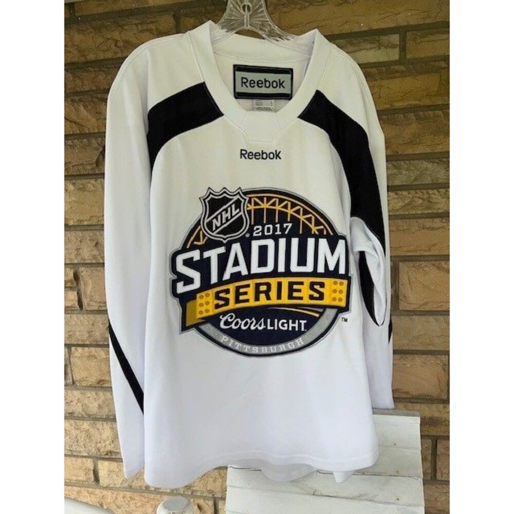 Reebok Pittsburgh Stadium Series Jersey Replica Men’s Sz Large